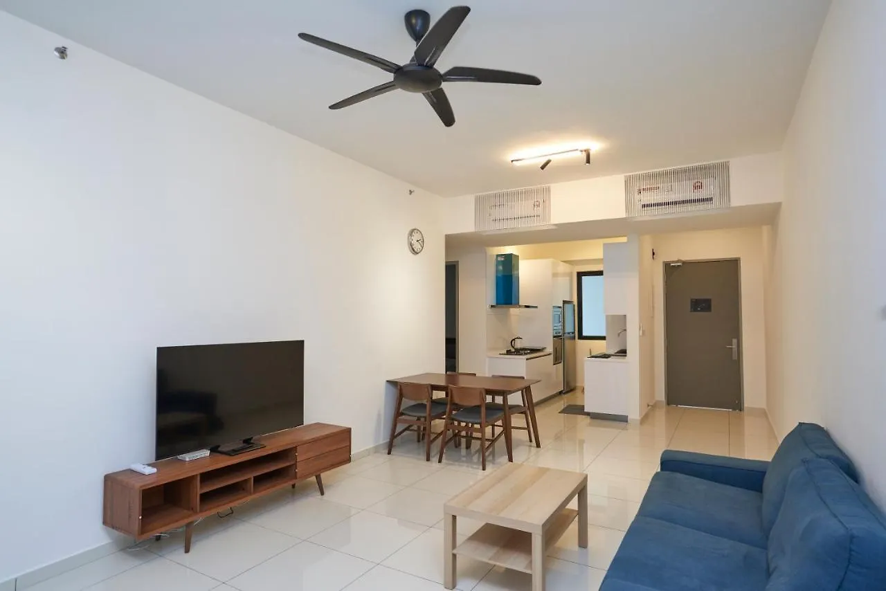 2Br Georgetown Luxury Suite #Rooftoppool #Beacon Malaysia